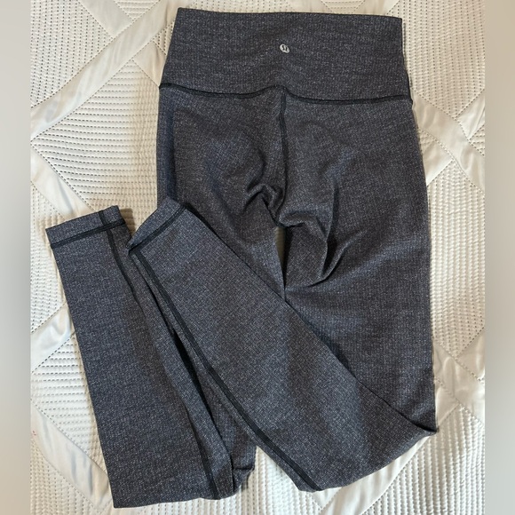Lululemon Speed Up High-Rise Tight 28" - Grey - Size 4 - Picture 2 of 6